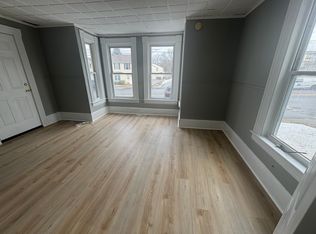 1-239 Massabesic St, Manchester, NH 03103