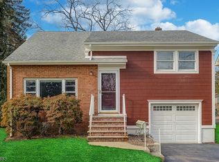 7 Tillotson Rd, Fanwood, NJ 07023