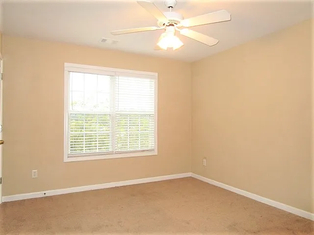 2420 Queensboro Ln — Photo 16