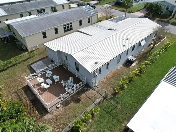 220 Kiwi Dr, Barefoot Bay, FL 32976