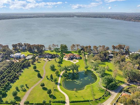 4th image of 1100 Lake Eloise Dr N