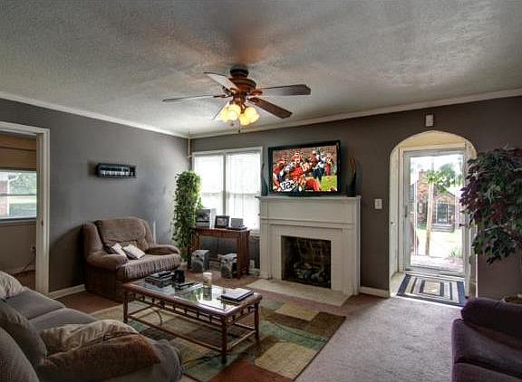 3rd image of 1606 N 40th St