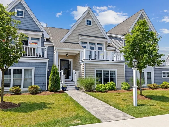 20 Mountain Laurel Way, Plymouth, MA 02360