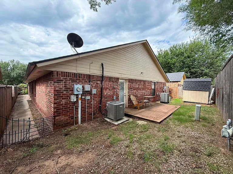 4101 Heritage Place Dr — Photo 28