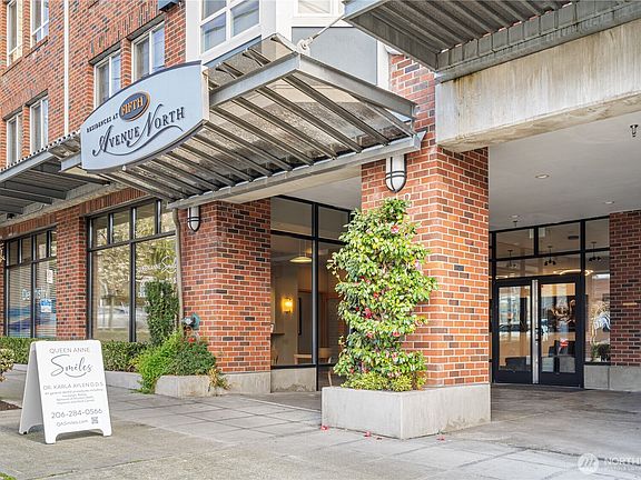 3rd image of 812 5th Avenue N #315