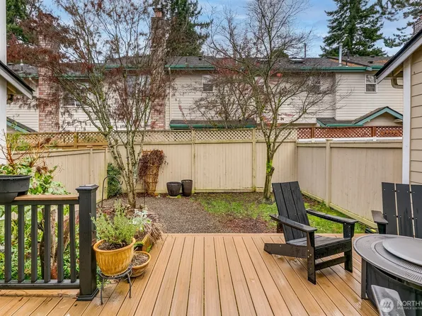 7821 196th Street SW #B, Edmonds, WA 98026