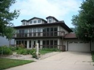 1508 Sandpiper Ln, Champaign, IL 61821