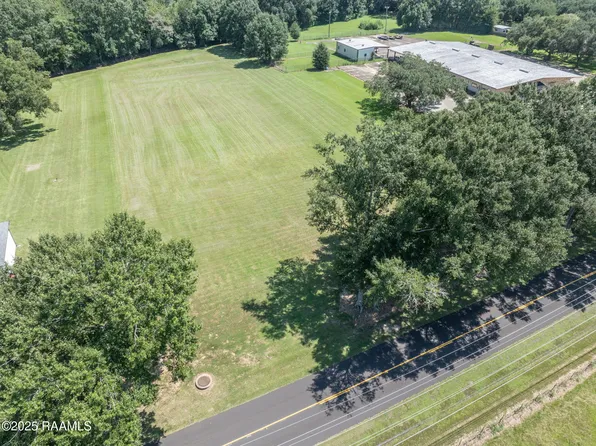 111 Veterinarian Rd, Lafayette, LA 70507