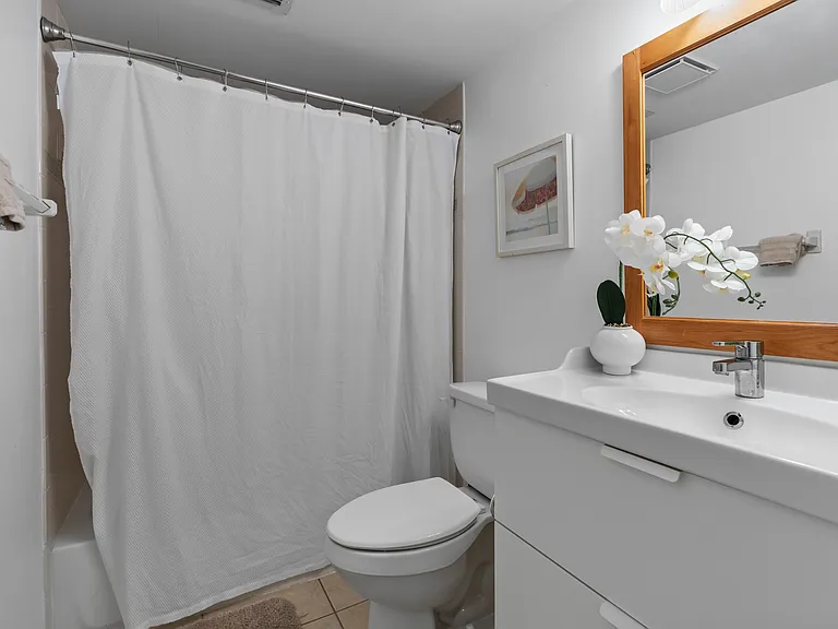 219 Arricola Ave #B — Photo 35