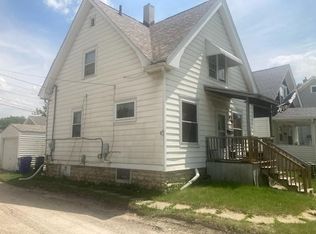 516 15th St SE, Cedar Rapids, IA 52403