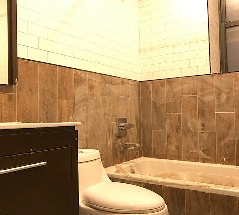 3rd image of 600 Lincoln Pl APT 3B