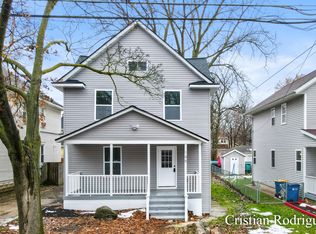 145 Straight Ave NW, Grand Rapids, MI 49504