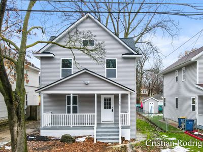 145 Straight Ave NW, Grand Rapids, MI, 49504