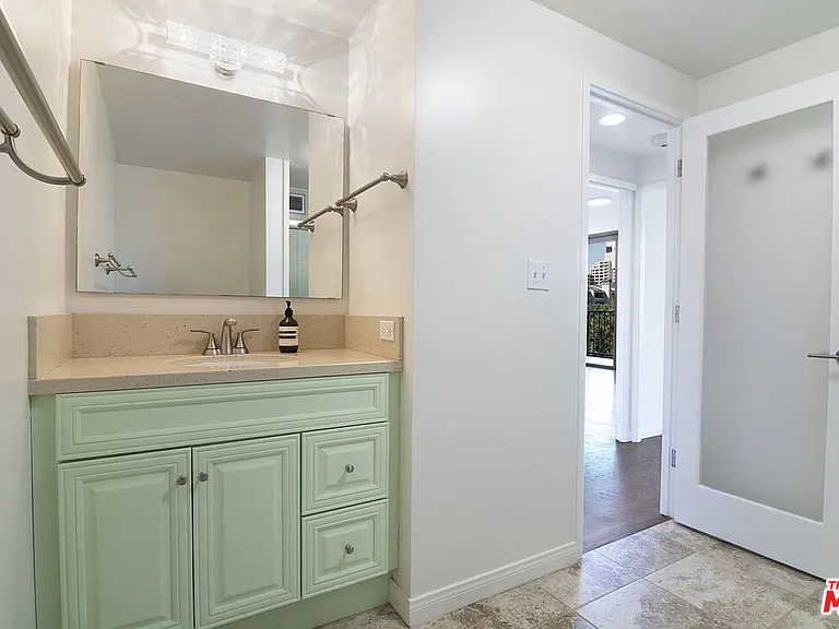 2170 Century Park E #708 — Photo 26