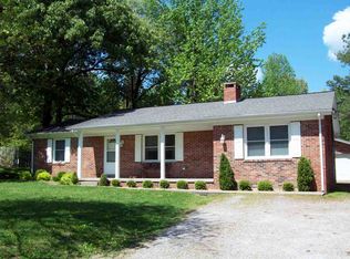 5035 Clinton Rd, Paducah, KY 42001