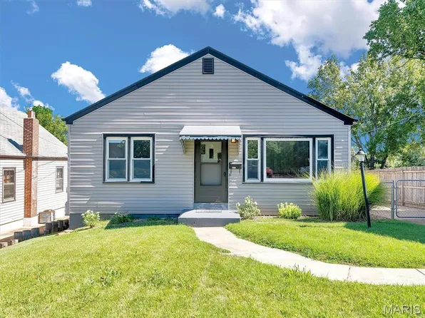 3803 Paule Ave, Saint Louis, MO 63125