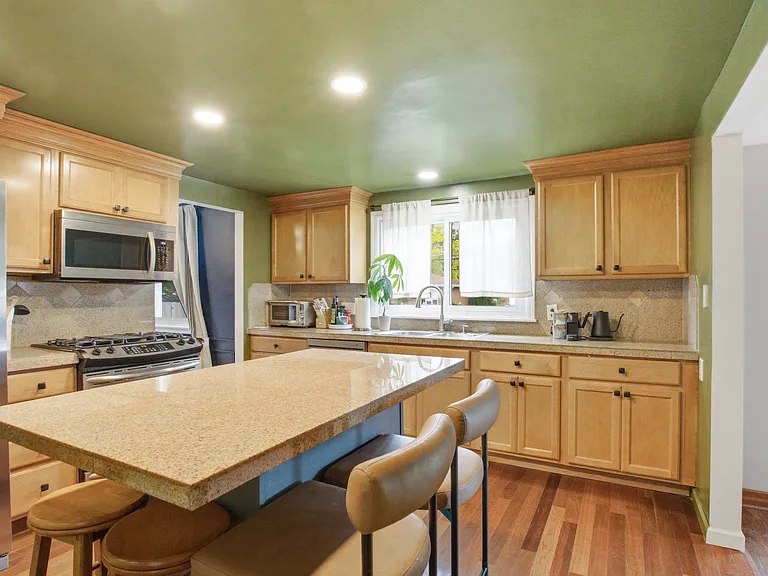 15 Telfair Dr — Photo 33
