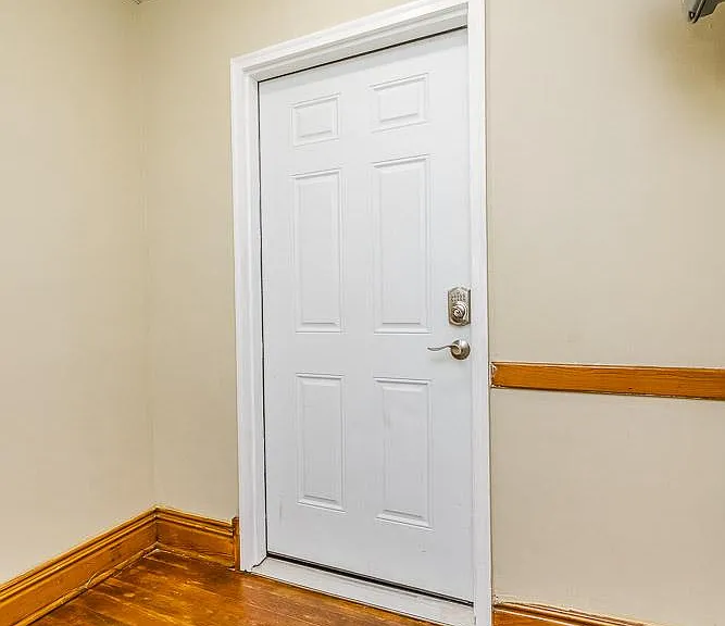 13250 S Carondolet Ave #2 — Photo 2
