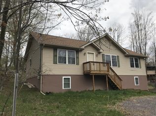 1866 Windemere Ln, Lake Ariel, PA 18346