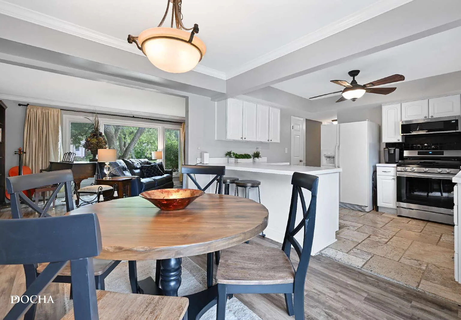 3 bed, 2.5 bath, 1839 sqft, $4,500 — Photo 4
