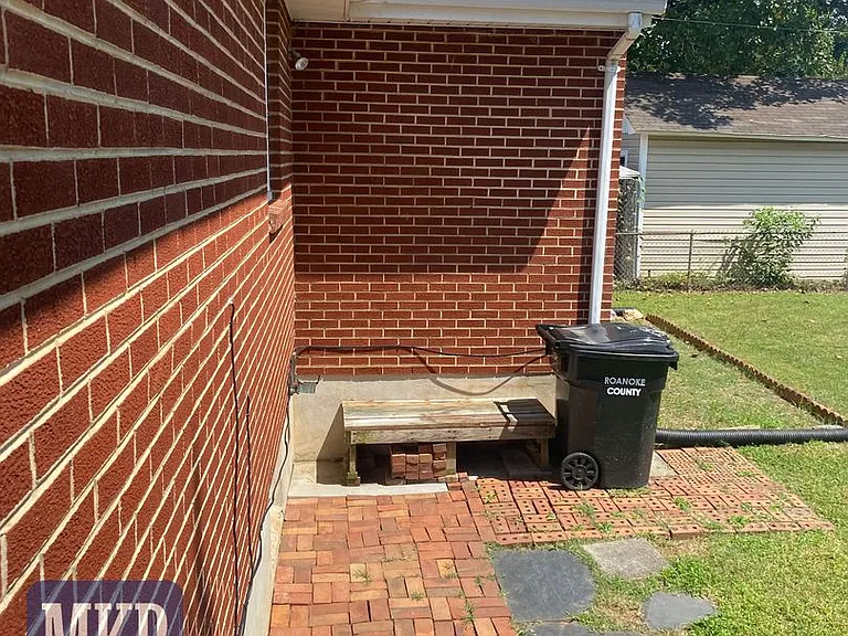 3136 Fleetwood Ave — Photo 30