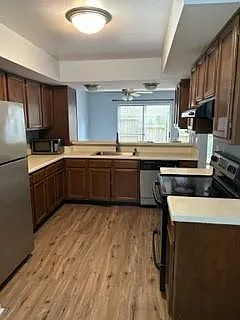 6701 Dickens Ferry Rd #111 — Photo 4