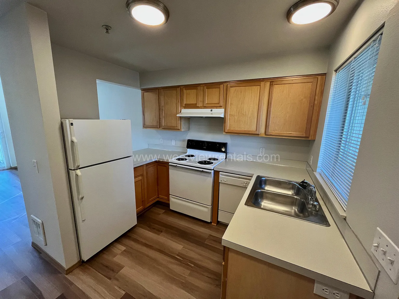 135 & 139 Prince Ave Benjamin Court - 139PR - 305 — Photo 4