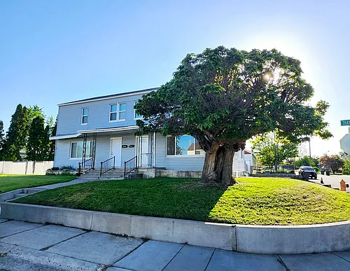 1500 Thayer Dr Photo 1