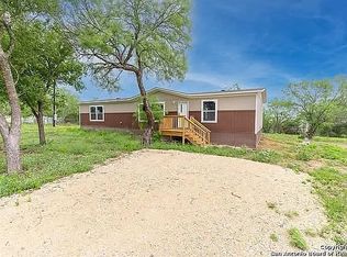 594 Private Road 4653 #107, Hondo, TX 78861