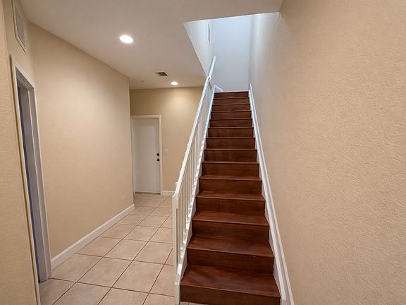 5th image of 4004 Shoma Dr