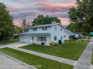 3142 Traum Dr, Saginaw, MI 48602