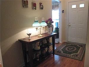 5th image of 29 Rushford Hollow Dr