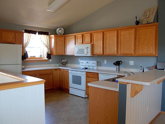 2nd image of 1615 Vandello Cir