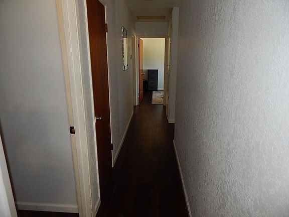 3rd image of 1020 Snyder Dr