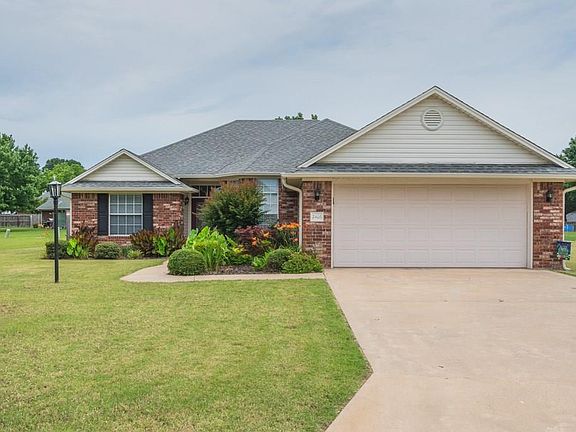 2nd image of 2406 Katie Lynn Cir