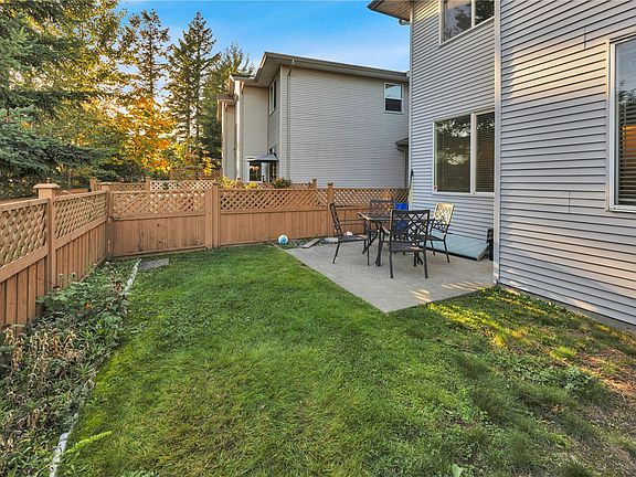 3rd image of 2157 Ridgemont Pl #103