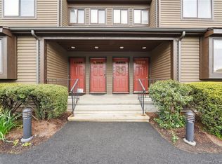 115 Fillow St APT 15, Norwalk, CT 06850