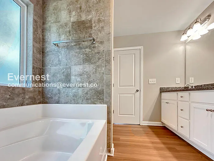 1542 Persimmon Trce — Photo 7