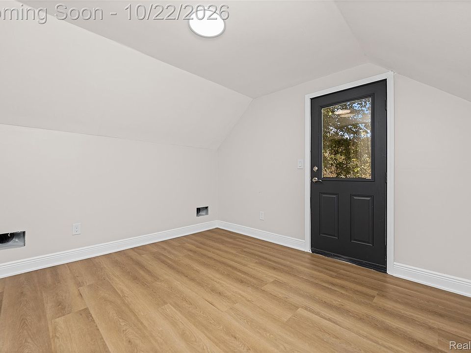 9160 Blondell Ave, photo 30