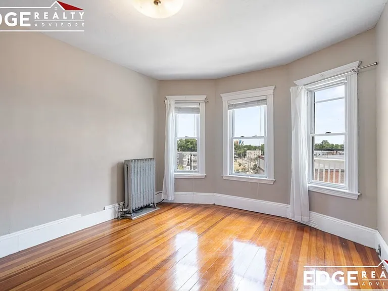 71-73 Neponset Ave #3 — Photo 8