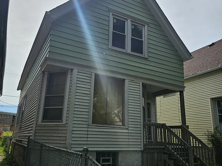 3444 N Richards St — Photo 2