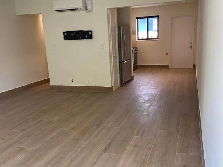 616 NE 16th Ave #2 — Photo 6