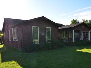 2727 Pinney Topper Rd, Jefferson, OH 44047