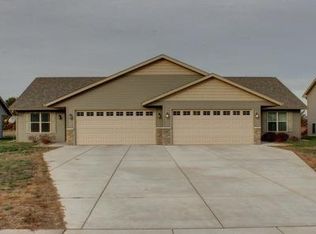 822 W Shorewood Dr, Eau Claire, WI 54703