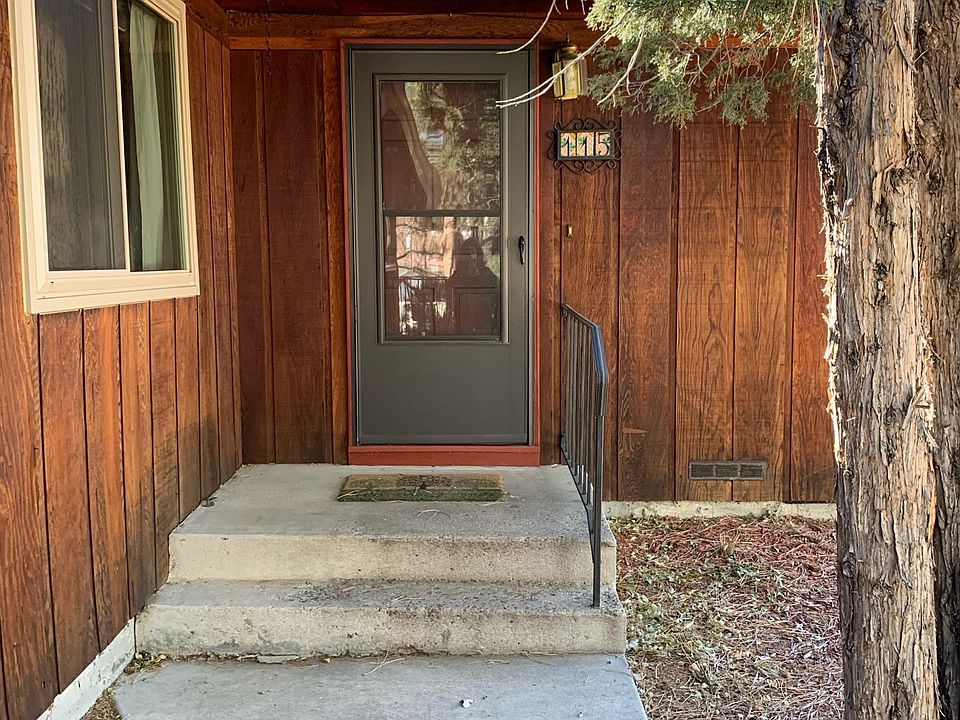 Quiet, private front entrance.