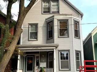 2102 W Belle Plaine Ave, Chicago, IL 60618