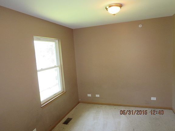 4th image of 221 E Lake Park Ave