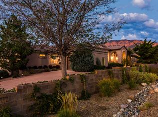 9621 Elena Dr NE, Albuquerque, NM 87122