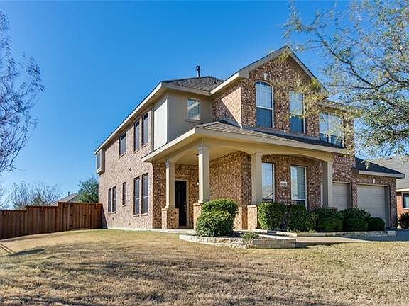 3rd image of 6220 Lakecrest Dr