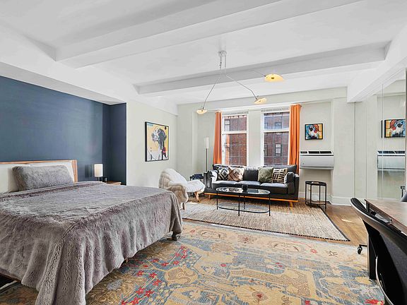 2nd image of 410 W 24th St APT 12-I